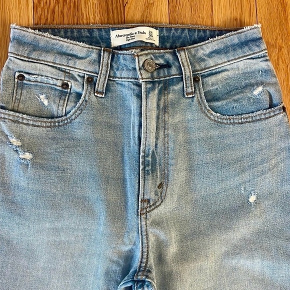 Abercrombie and Fitch mom jeans high rise women’s size 24 - Picture 2 of 5